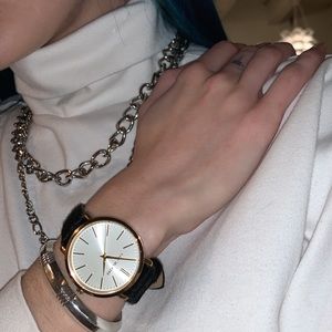 Meet your Posher, Roxy